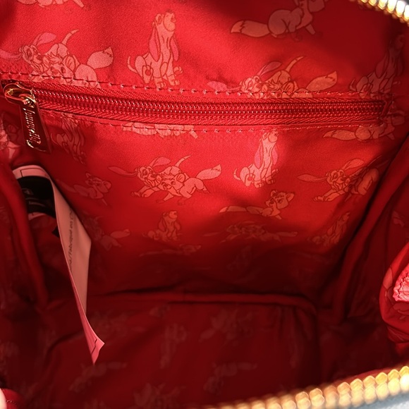 NWOT - Disney’s “The Fox and the Hound” Mini Backpack - Approx. 8" × 10"… - Picture 5 of 5